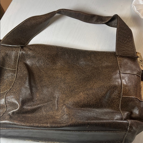 Wild Elegance Leopard Print Shoulder Bag - Picture 6 of 11